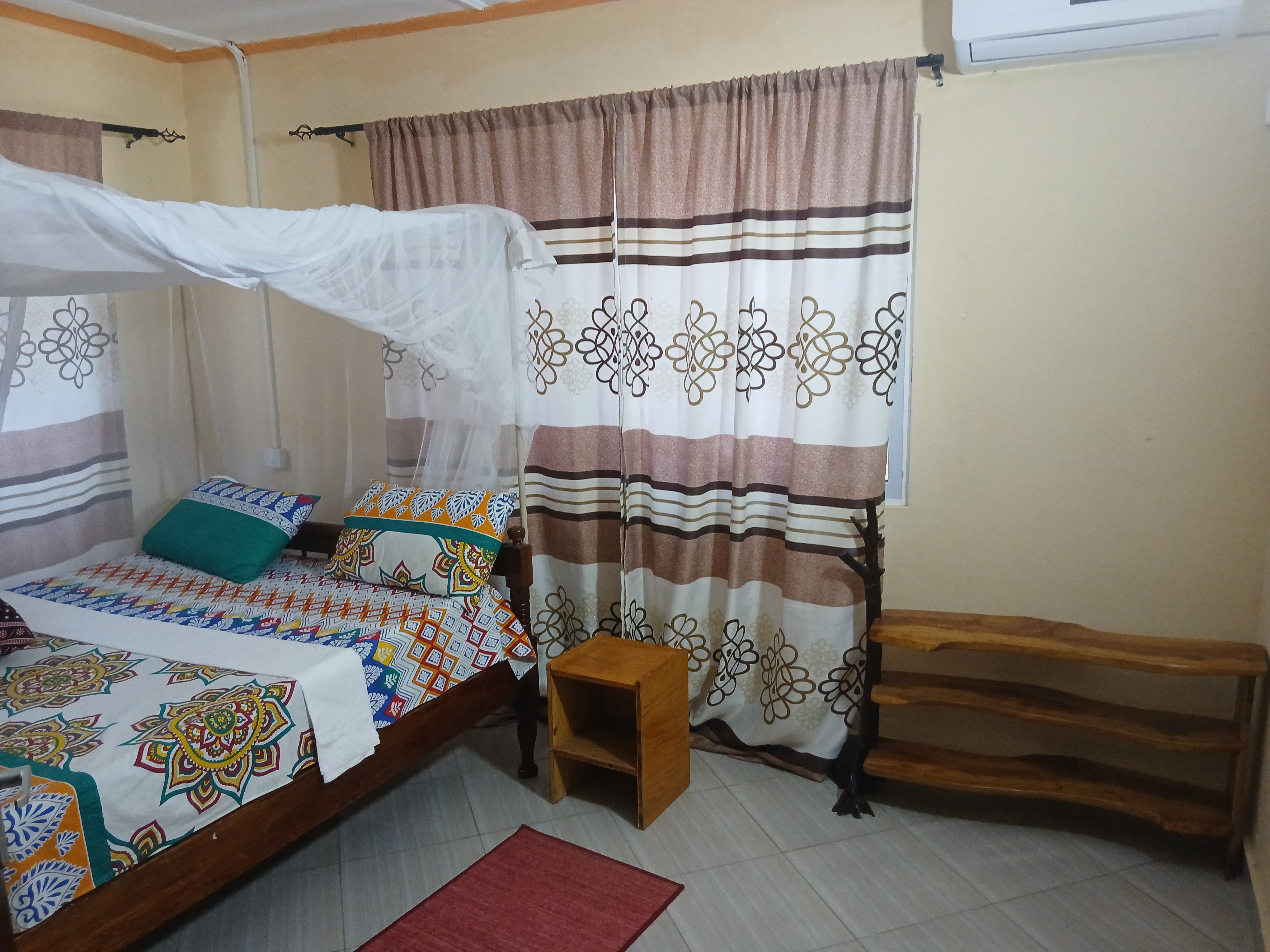 Private villa accommodation at Magutu Villa